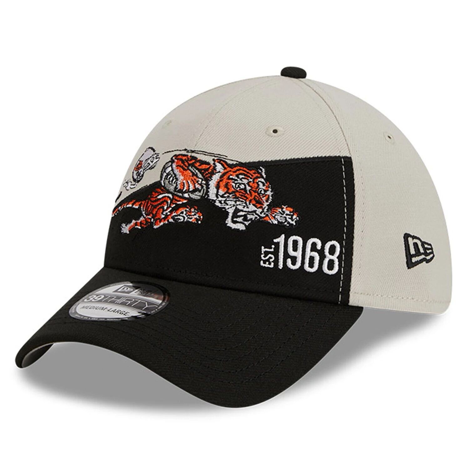 

Мужская кепка New Era кремового/черного цвета Cincinnati Bengals 2023 Sideline Historic 39THIRTY Flex Hat