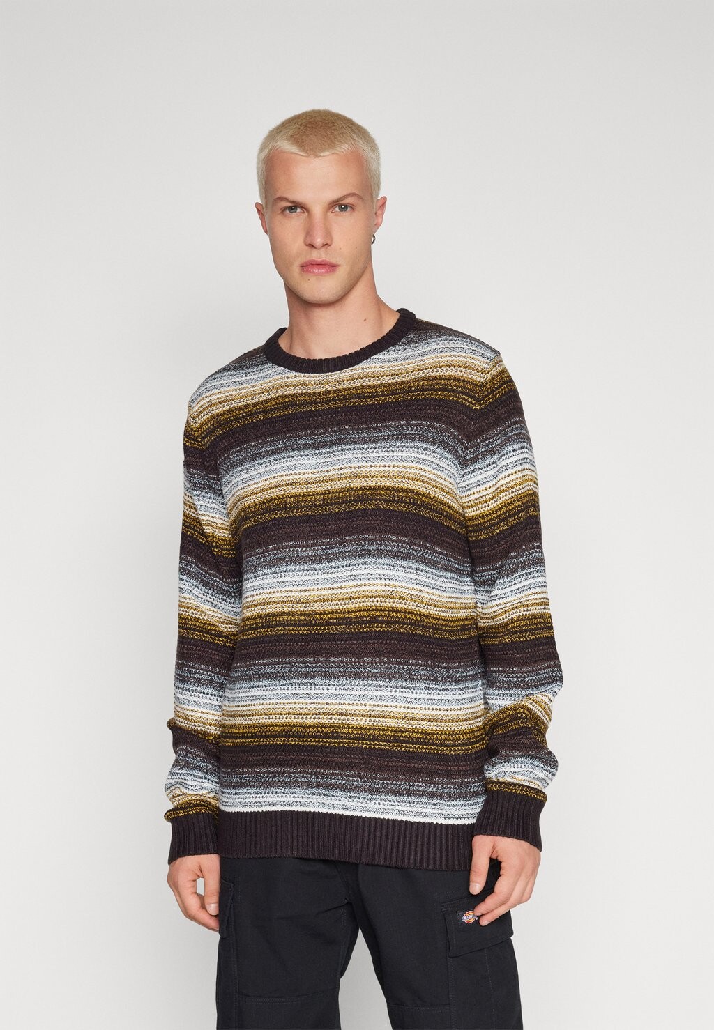 

Свитер JJGRADIENT CREW NECK Jack & Jones, черный