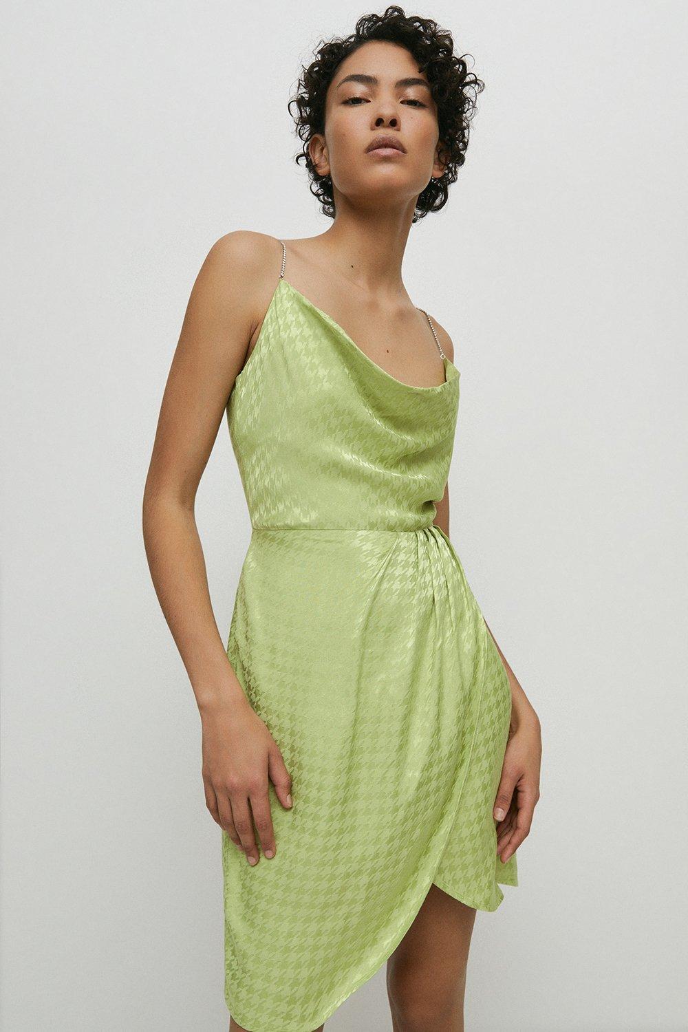 Жаккардовое мини-платье со стразами Warehouse, зеленый