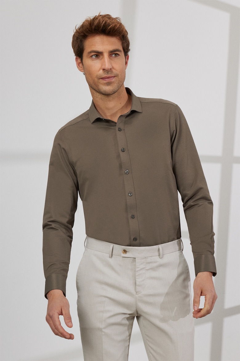 Приталенная рубашка с острым воротником Ac&Co, коричневый рубашка с петлицами и острым воротником ac