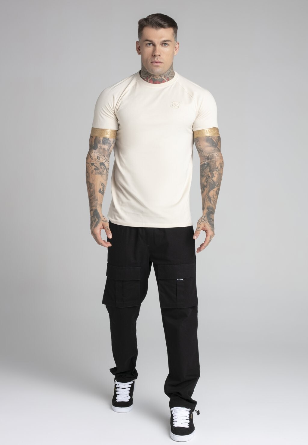 

Футболка с принтом Tech SIKSILK, бежевый