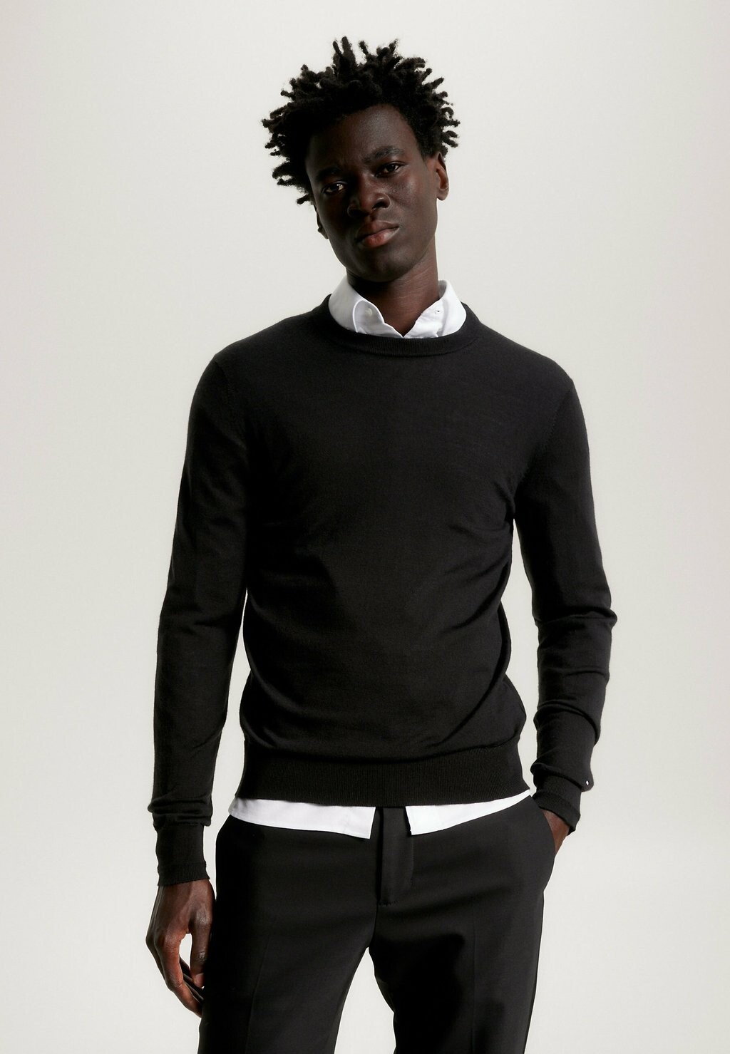 

Свитер FINE CREW NECK Tommy Hilfiger, черный