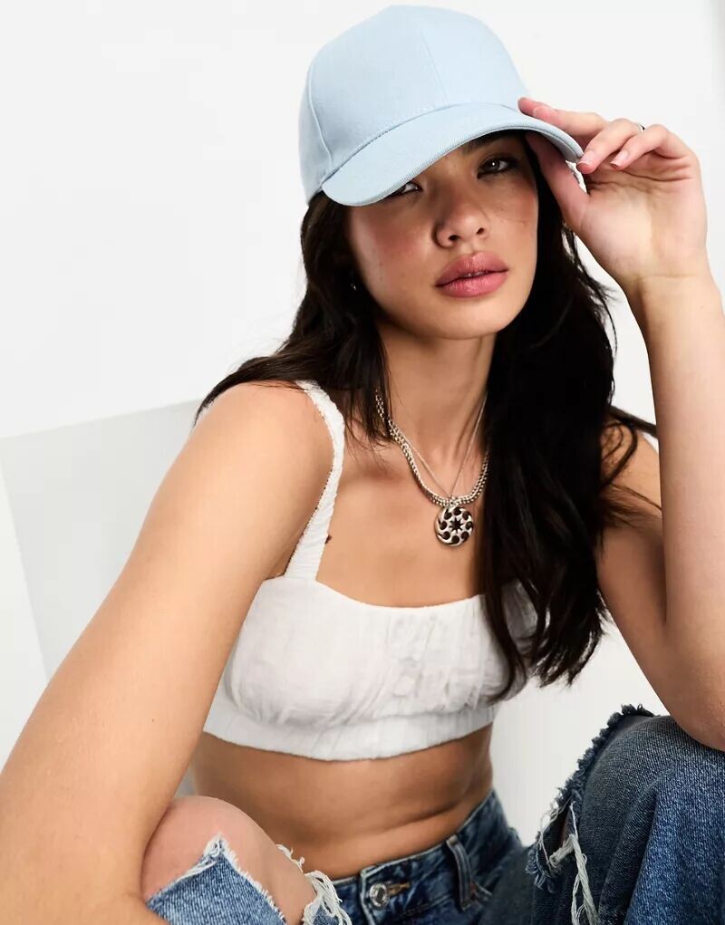 

Голубая джинсовая кепка ASOS