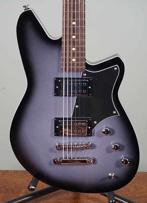 

Электрогитара Reverend Descent RA Baritone, Periwinkle Burst