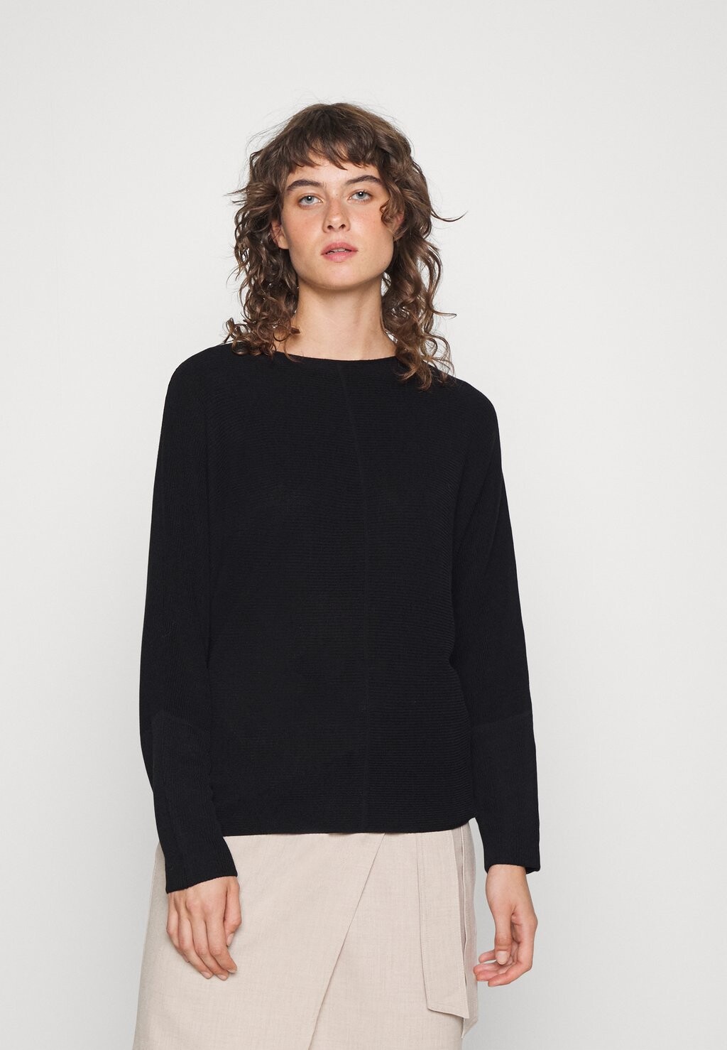 

Свитер Esprit