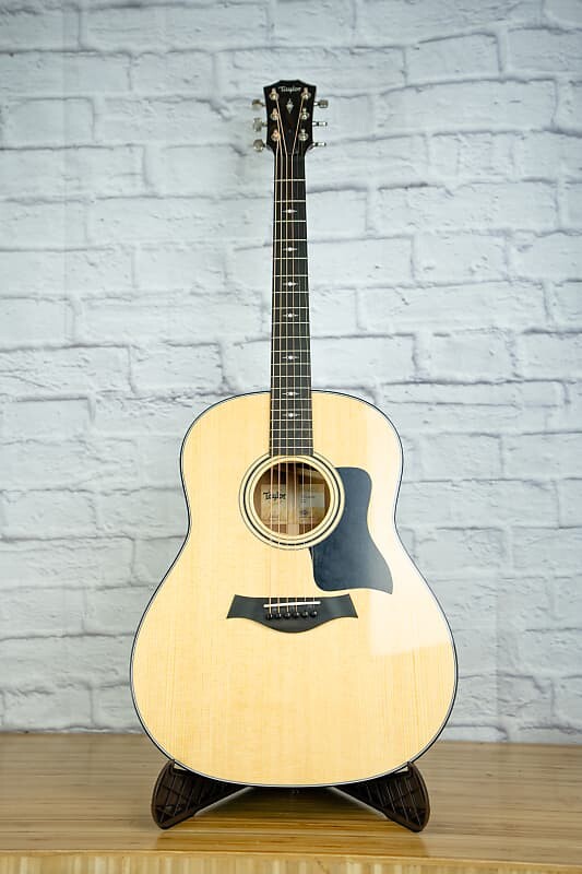 

Акустическая гитара Taylor 317e with V-Class Bracing - Natural- With Case