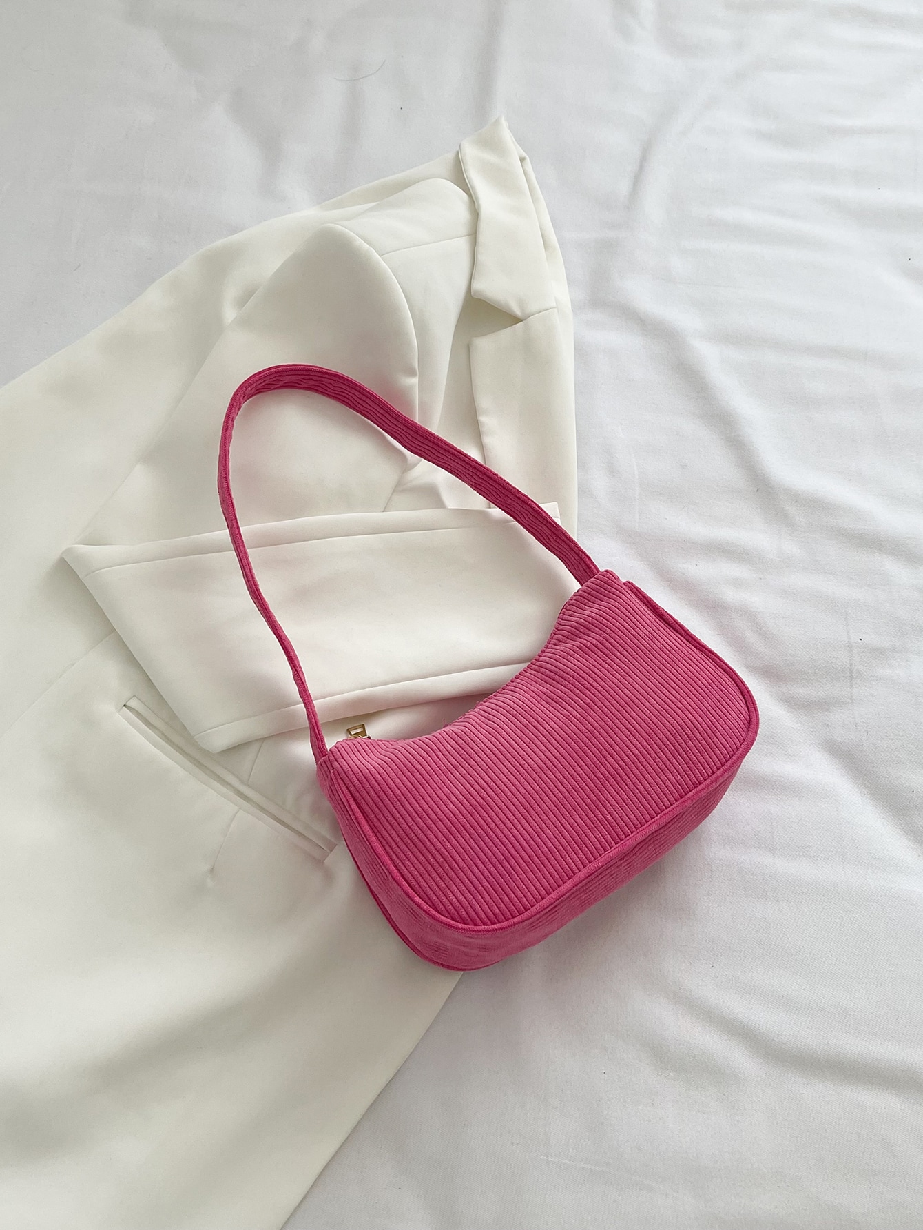 Минималистичная вельветовая сумка-хобо, ярко-розовый