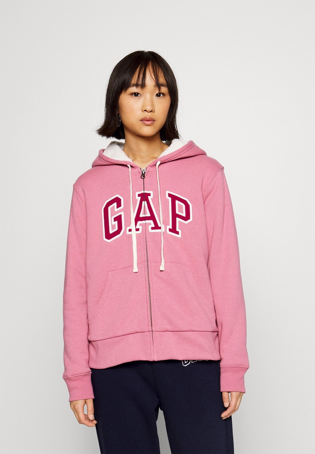 

Толстовка на молнии GAP