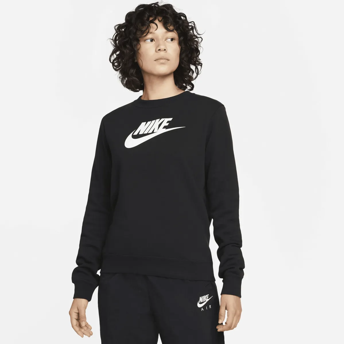 

Толстовка Nike Sportswear "Женская толстовка Club Fleece с круглым вырезом и логотипом", белый