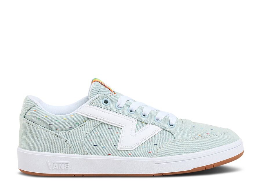 

Кроссовки Vans Lowland ComfyCush, цвет Together As Ourselves