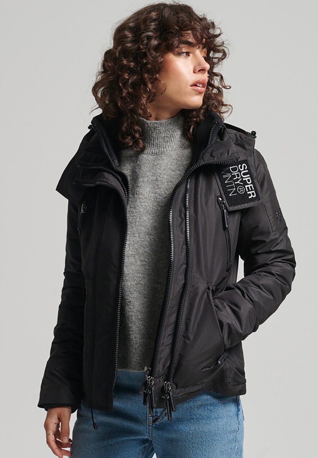 

Зимняя куртка Superdry ГОРА, черный