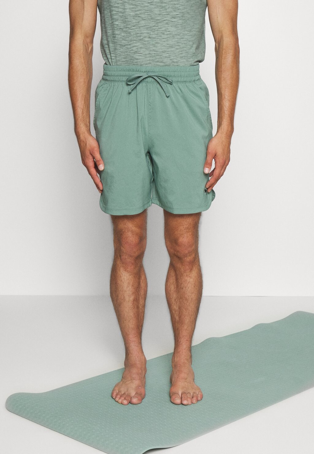 

Спортивные шорты STUDIO FOUNDATION SHORT Puma, эвкалипт