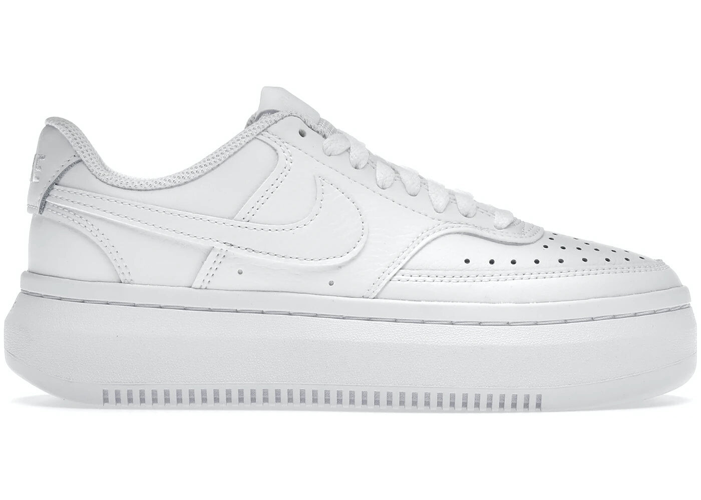 

Кроссовки женские Nike Court Vision Alta Low, белый