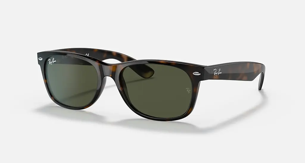 

Солнцезащитные очки Ray-Ban NEW WAYFARER CLASSIC, зеленый
