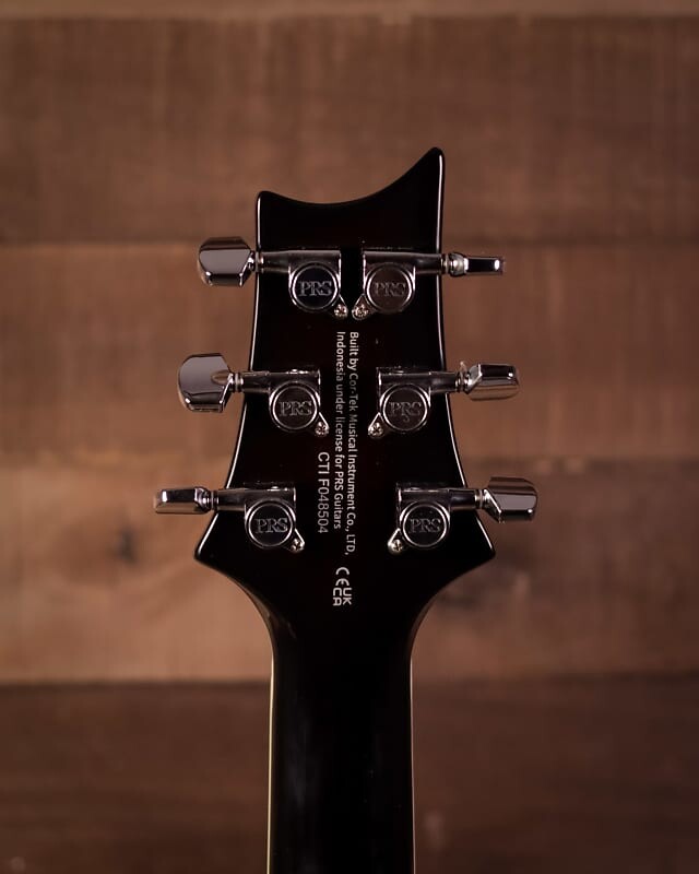 

Электрогитара PRS SE Custom 24 Quilt, Black Gold Sunburst