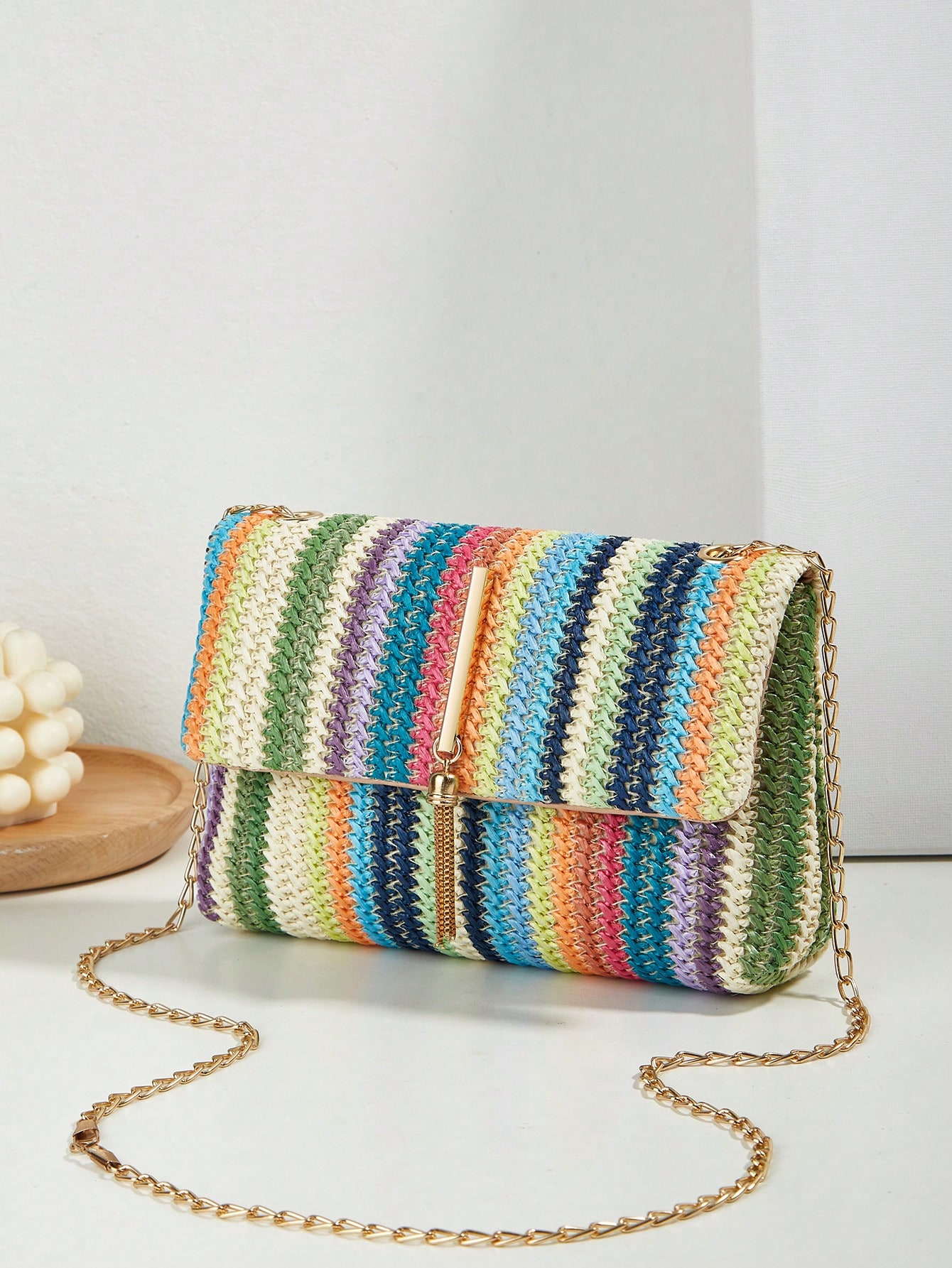 Соломенная сумка в полоску с маленькой кисточкой и декором для отдыха, многоцветный