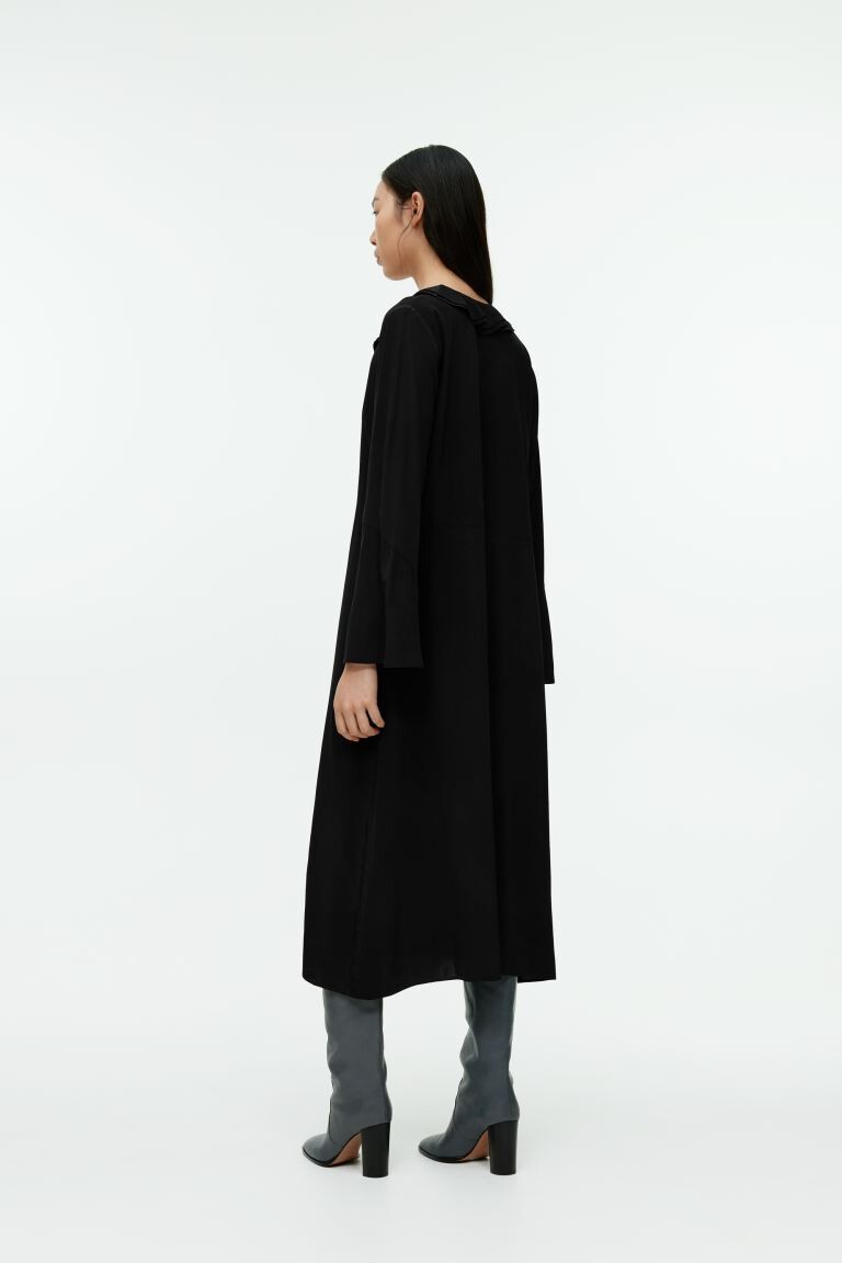 

Платье с рюшами H&M, черный