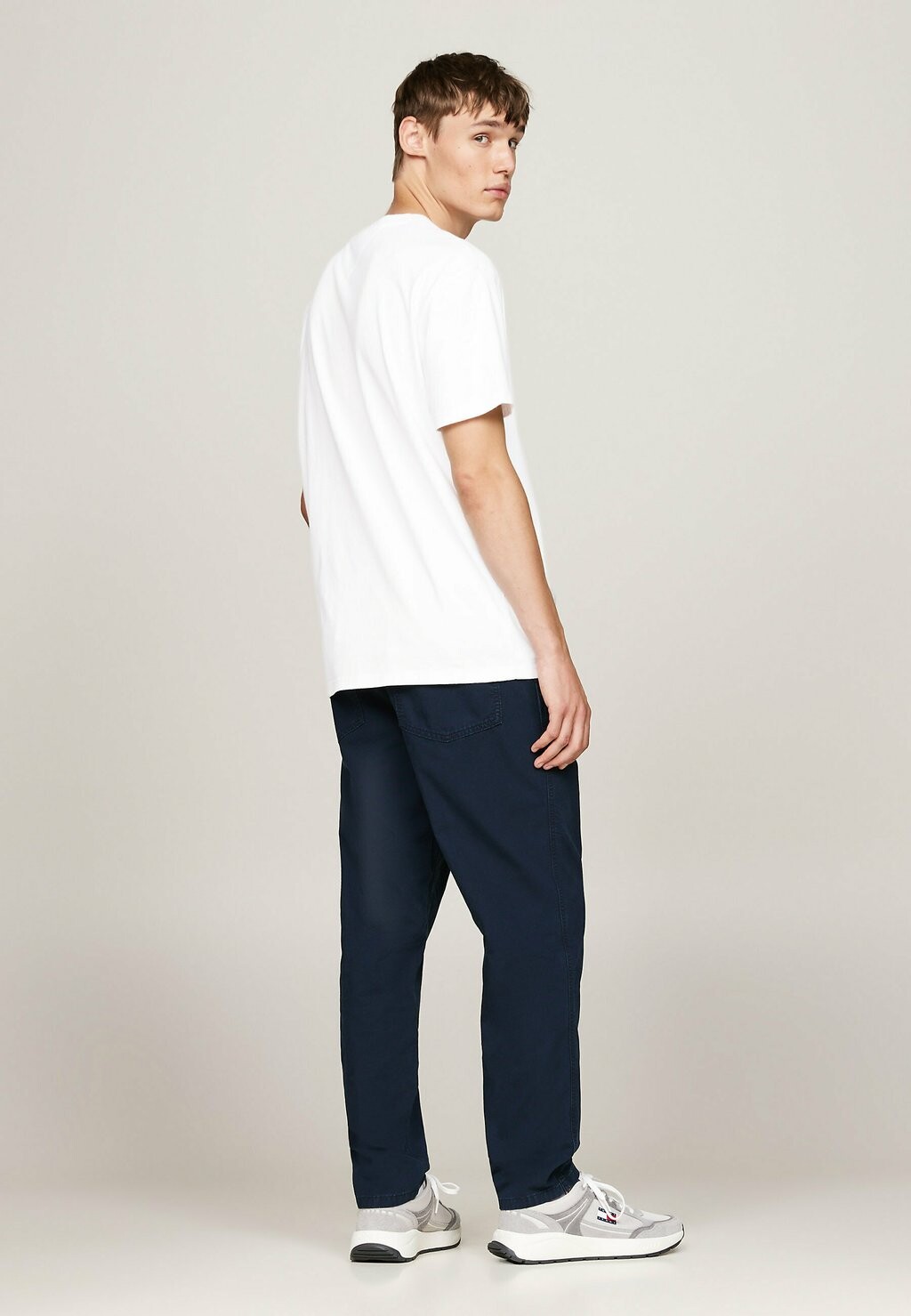 

Футболка с принтом TJM REG GD NEW TEE Tommy Jeans, белый