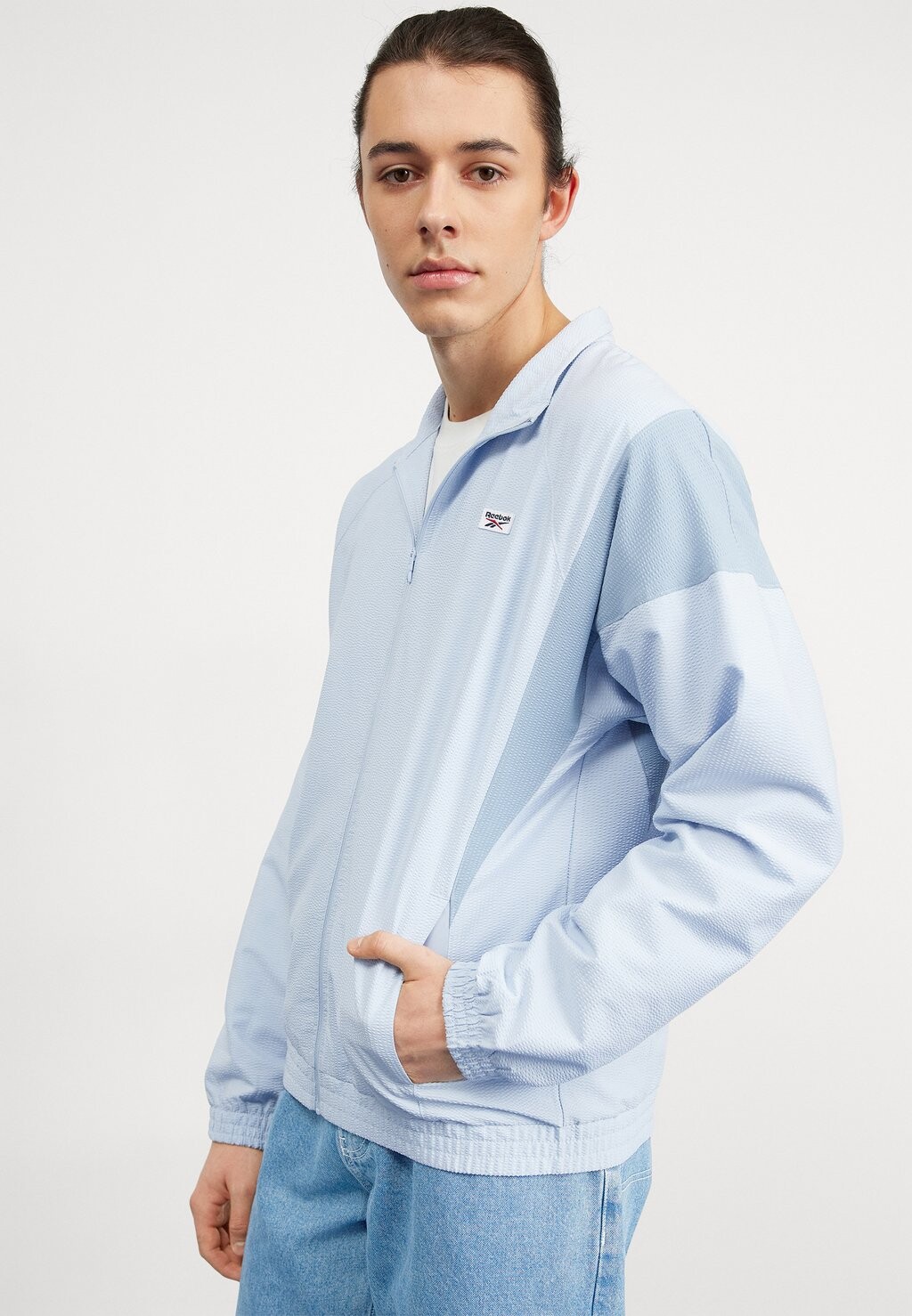 

Тренировочная куртка Court Sport Jacket Reebok, палблу