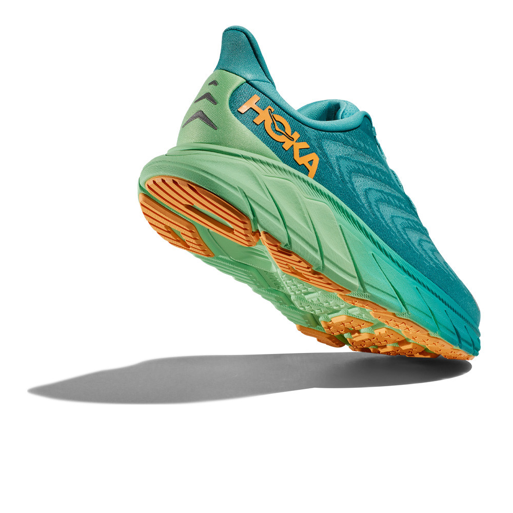 Hoka one one arahi 6