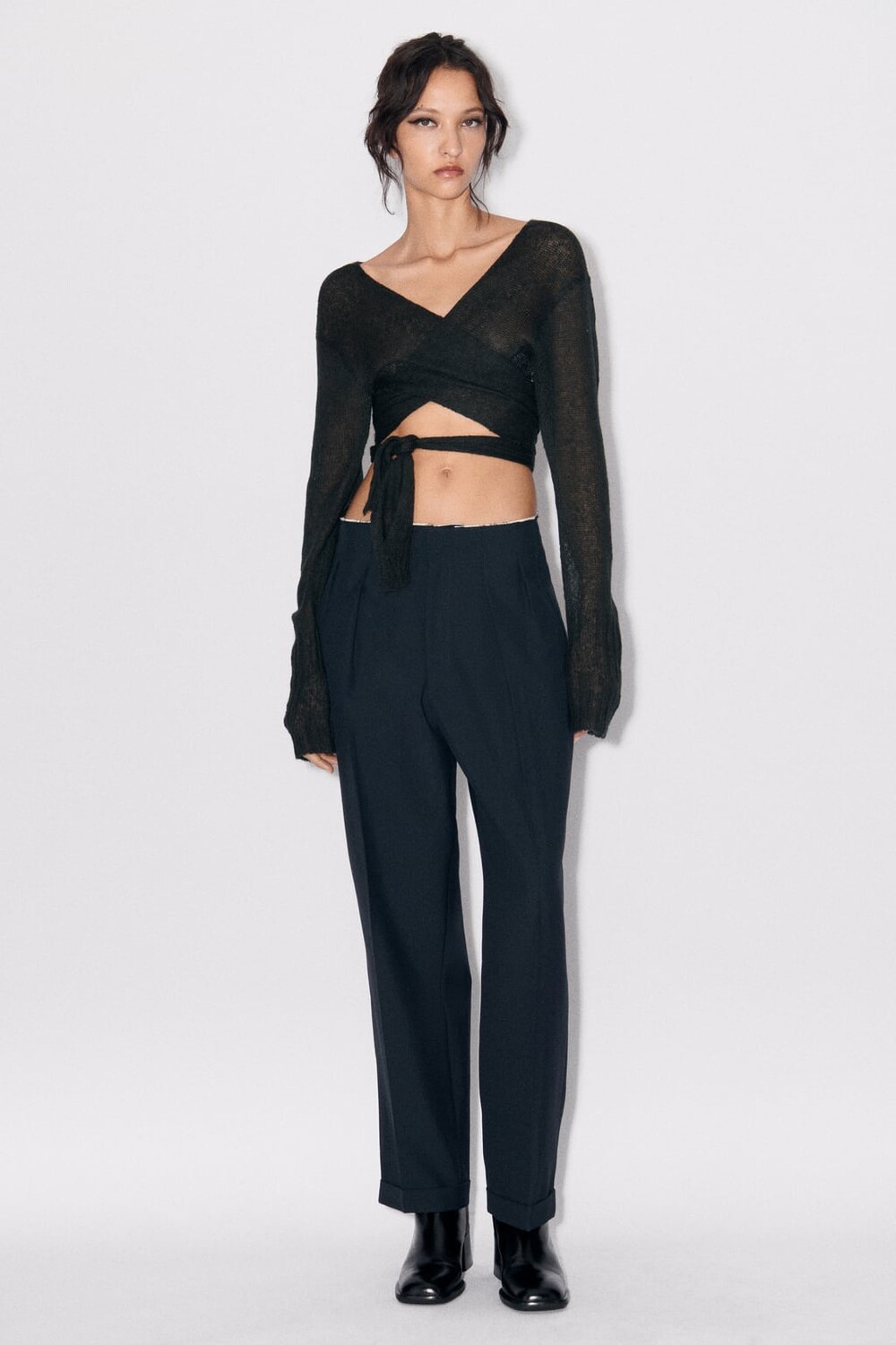 

Вязаный свитер из смеси альпаки и фетра ZARA, черный