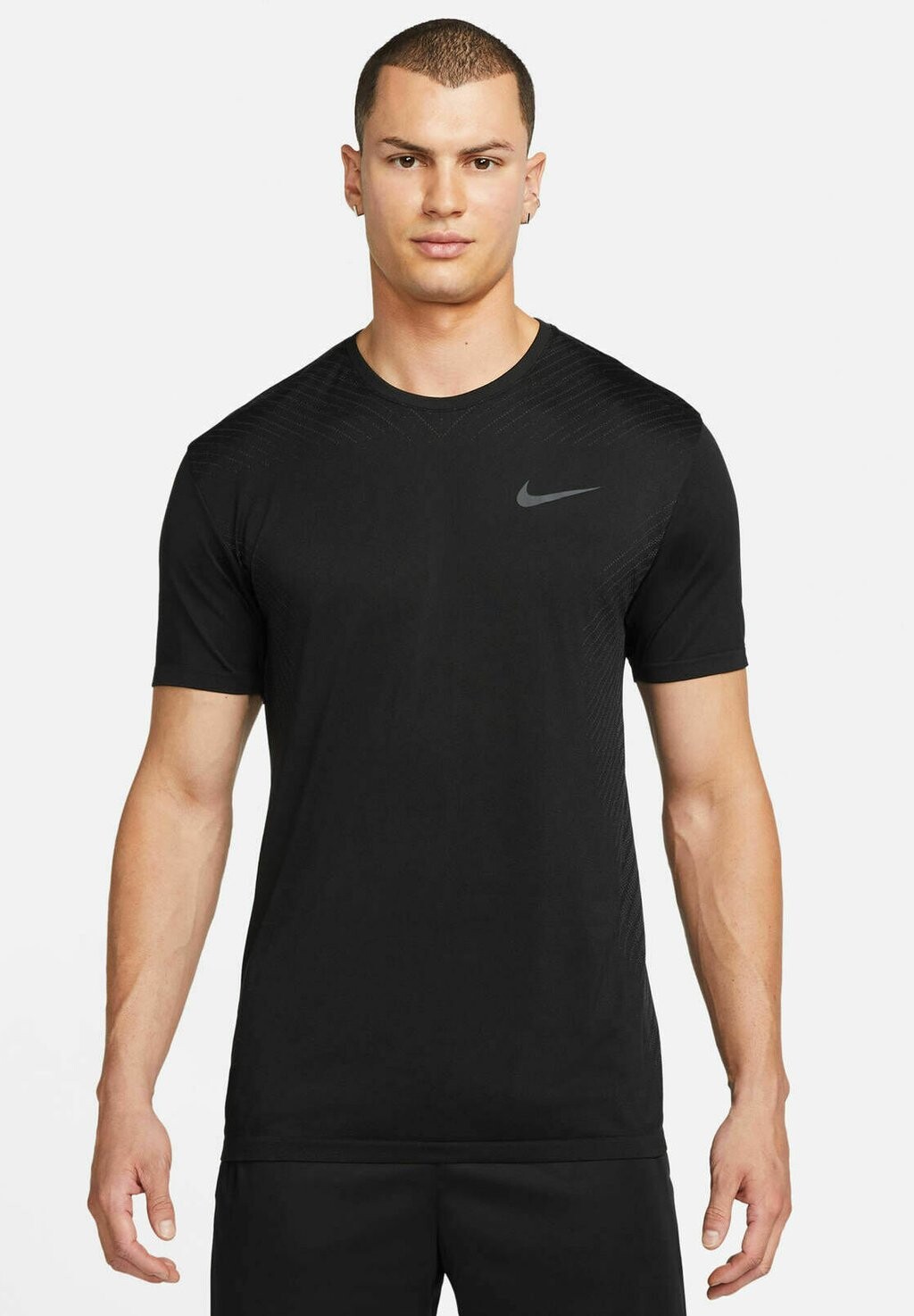 

Футболка Nike