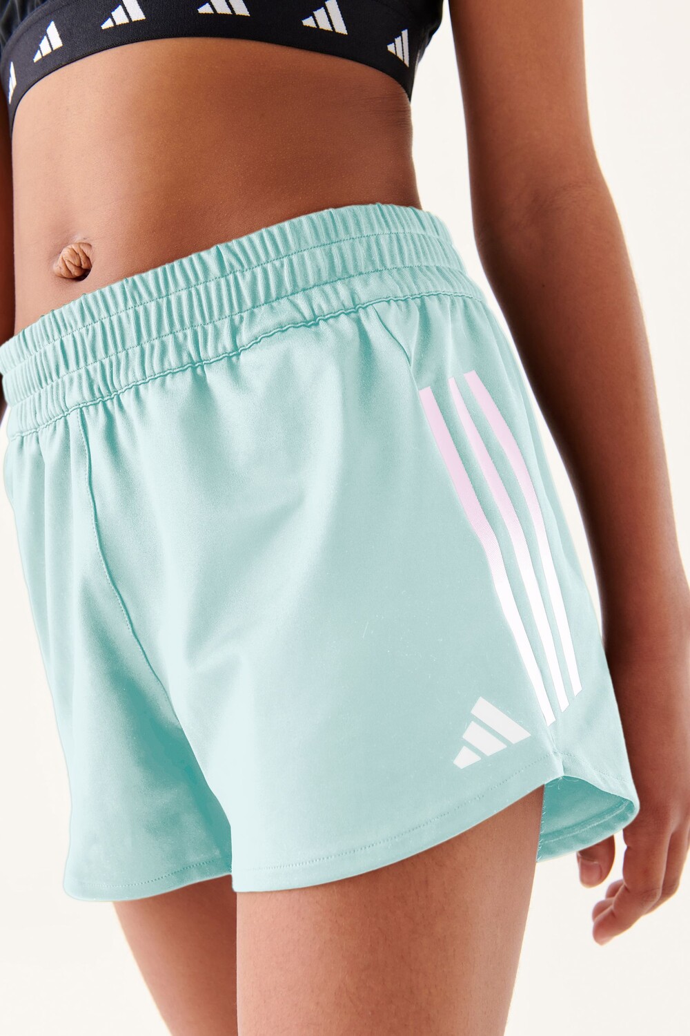 

Спортивные шорты Aeroready с 3 полосками adidas, зеленый