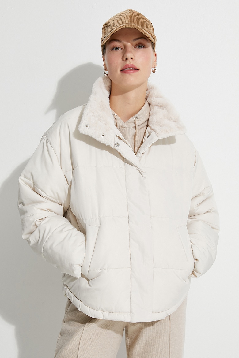 цена Зимняя пуховая куртка Koton, белый