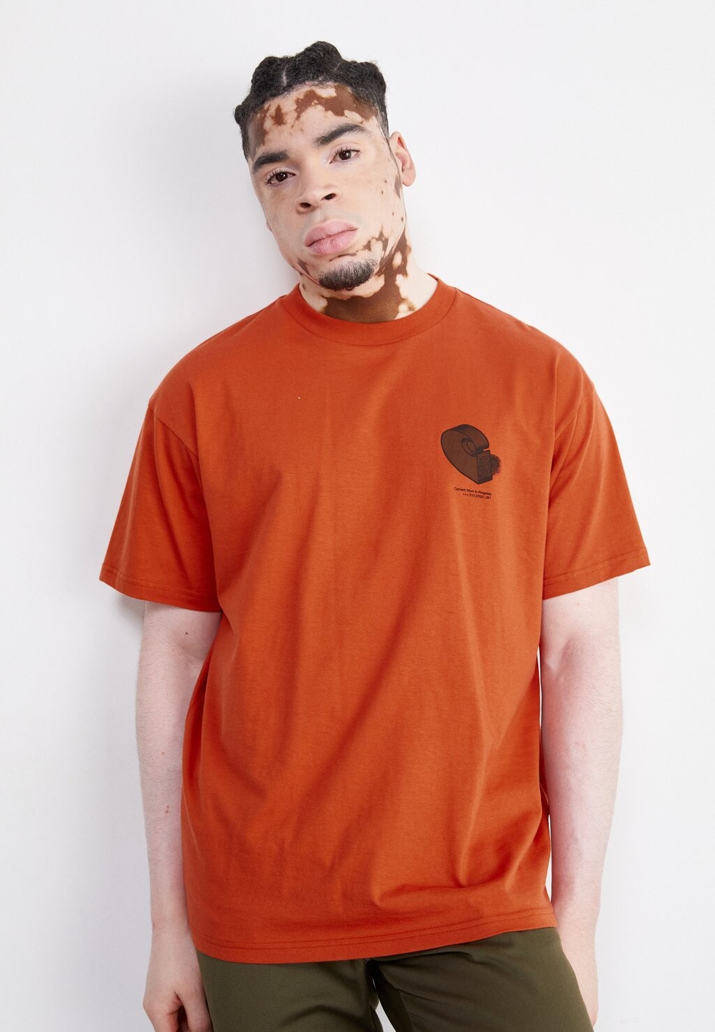 

Футболка с принтом Diagram Carhartt WIP, цвет phoenix