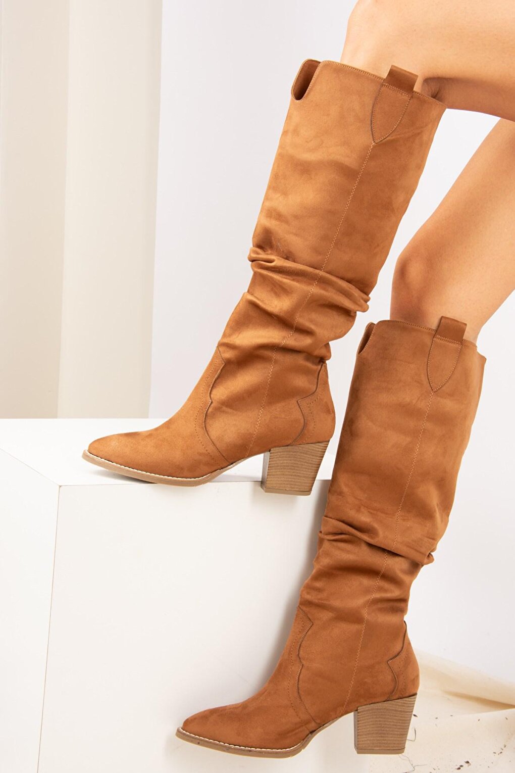 J404040102 Светло-коричневые женские ботинки Fox Shoes