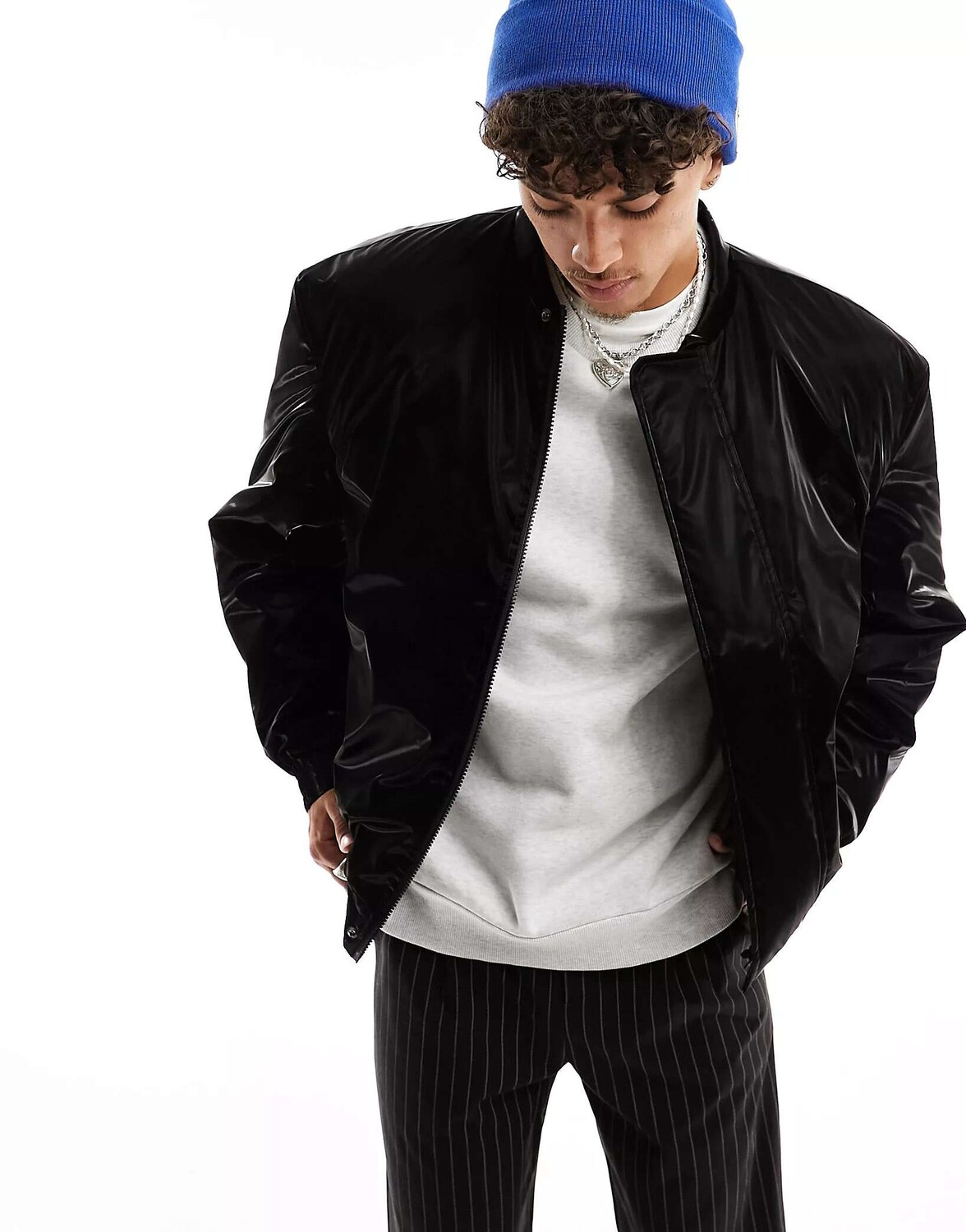 

Черный объемный блестящий бомбер ASOS
