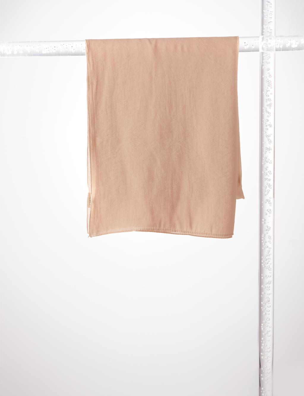 Мятая шаль молочно-коричневого цвета Kayra