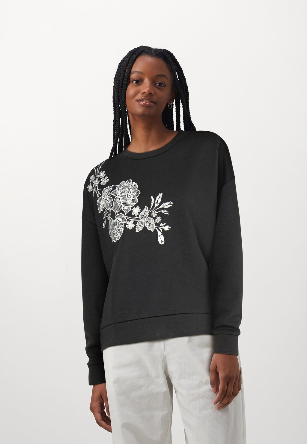 

Толстовка Vero Moda VMKATHRINE FLOWER, цвет asphalt