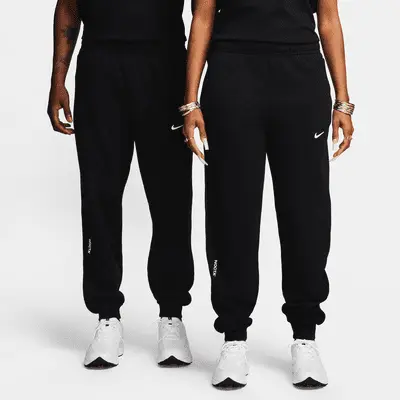

Спортивные брюки Nike NOCTA NOCTA Fleece CS Sweatpants, черный/белый