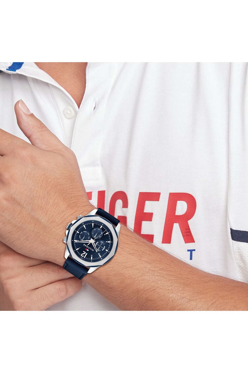 

Часы Tommy Hilfiger, темно-синий