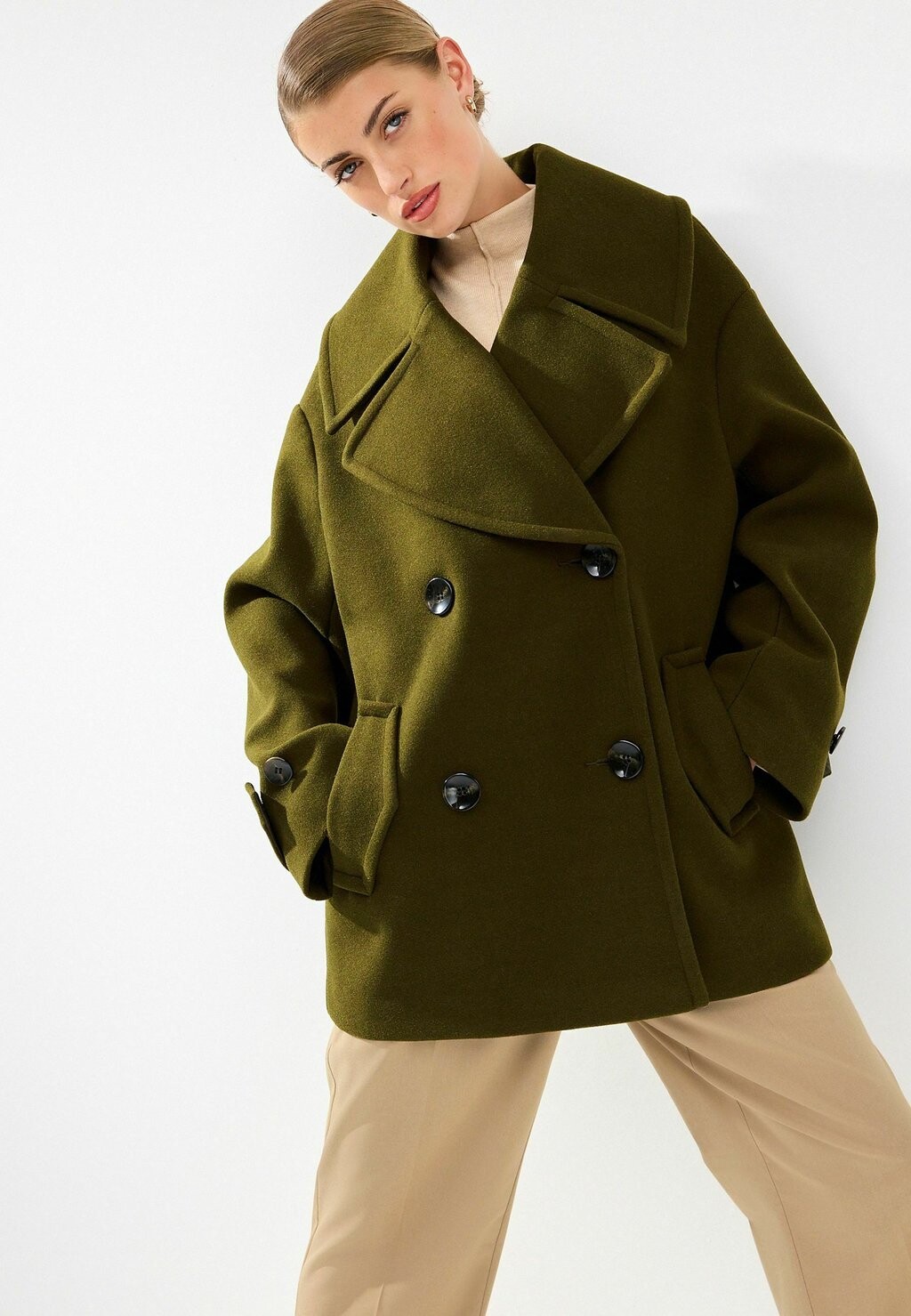 

Полупальто Pea Next, цвет khaki green