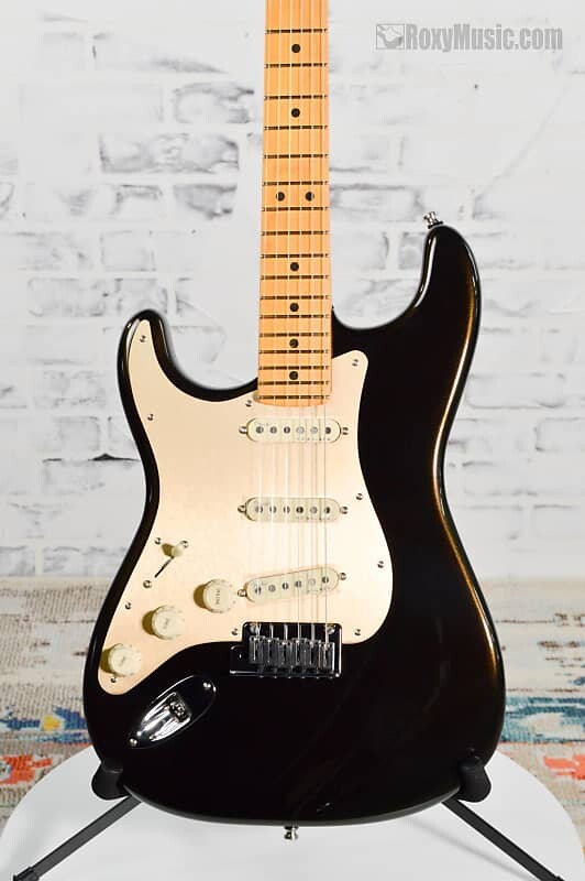 

Электрогитара Fender American Ultra Stratocaster Left Handed Texas Tea w/Case
