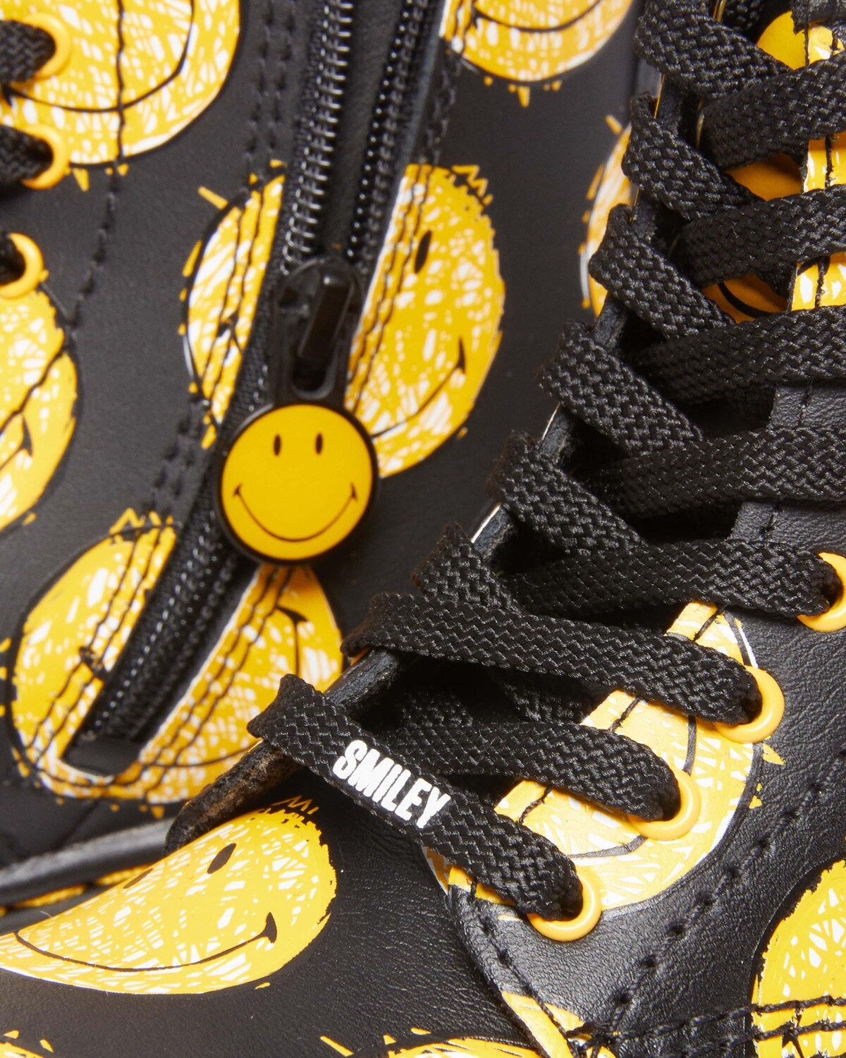 

Кожаные ботинки на шнуровке Toddler 1460 Smiley Dr. Martens