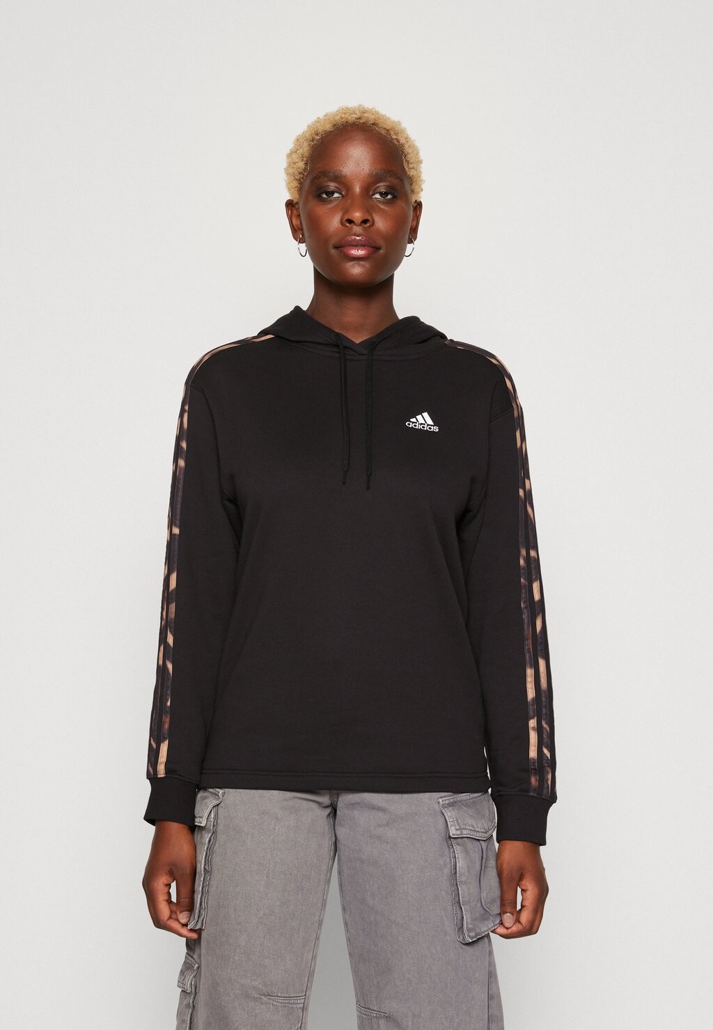 

Худи Adidas, черный/многоцветный