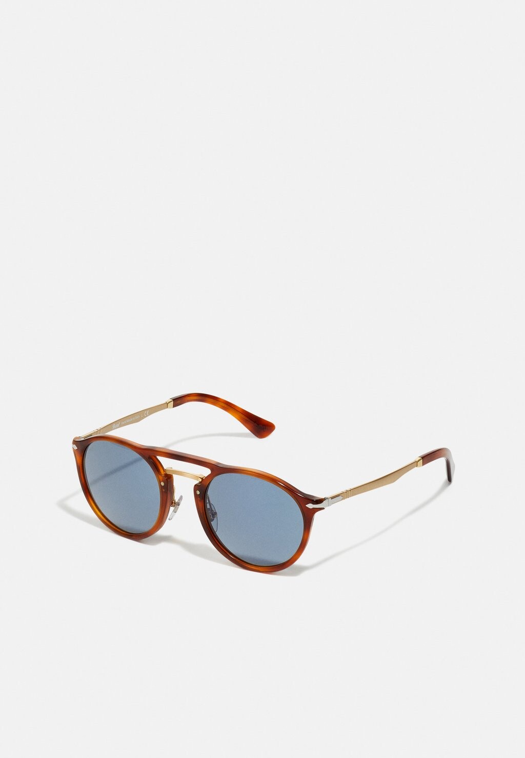 

Солнцезащитные очки Persol