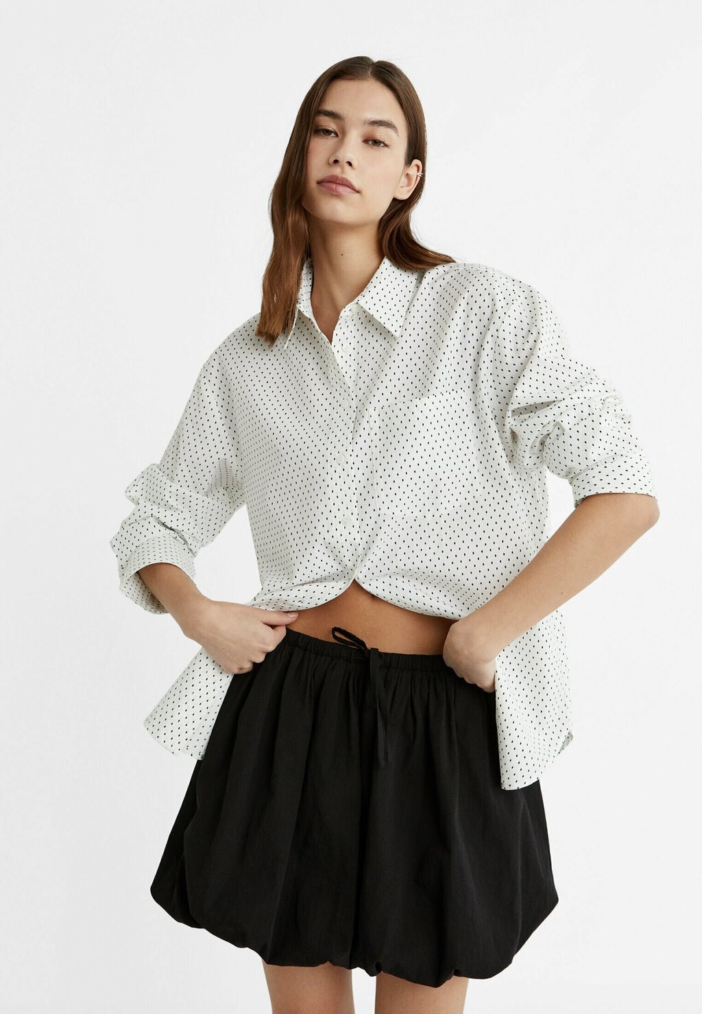 

Блузка-рубашка WITH POLKA DOTS Stradivarius, цвет black