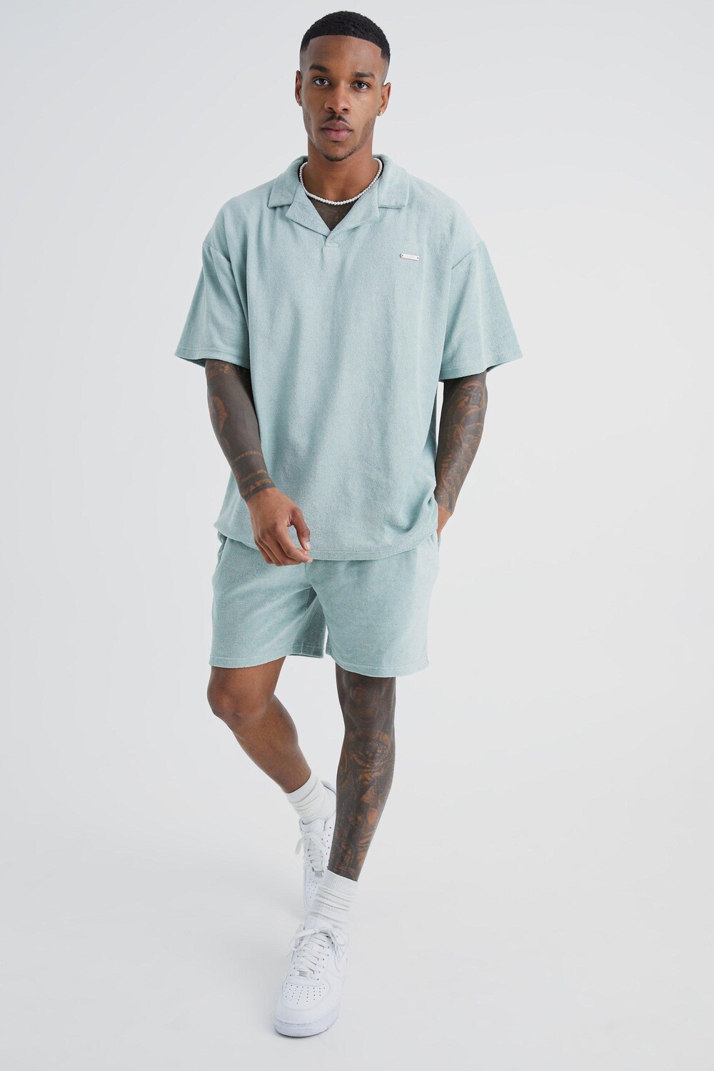 

Поло и короткий комплект oversize premium revere Boohoo, шалфей