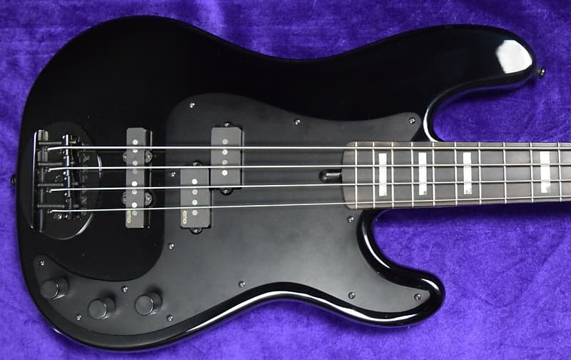 цена Басс гитара Lakland Skyline 44-64 GZ, Black Gloss w/Ebony /Geezer Butler EMG's