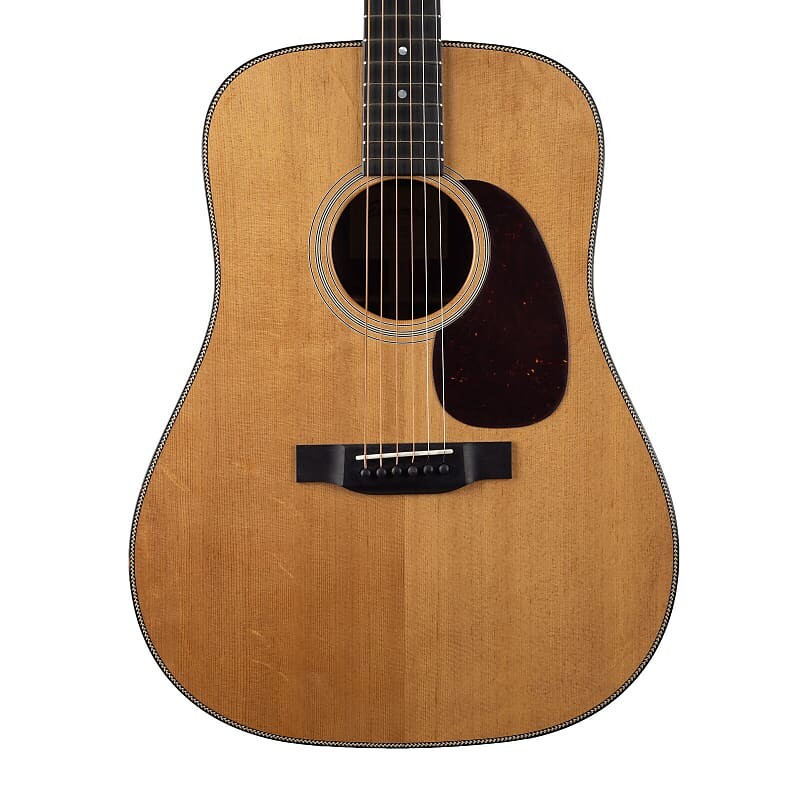 

Акустическая гитара Eastman E3DE Solid Wood Dreadnaught Acoustic with Gigbag