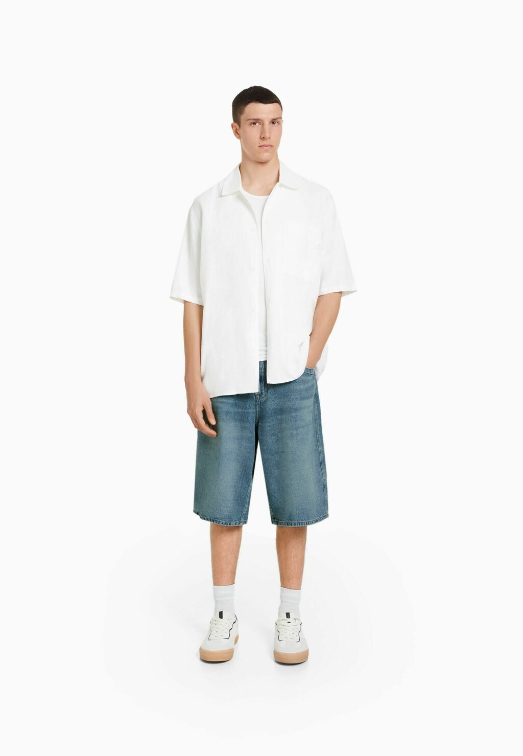 

Джинсовые шорты Bershka