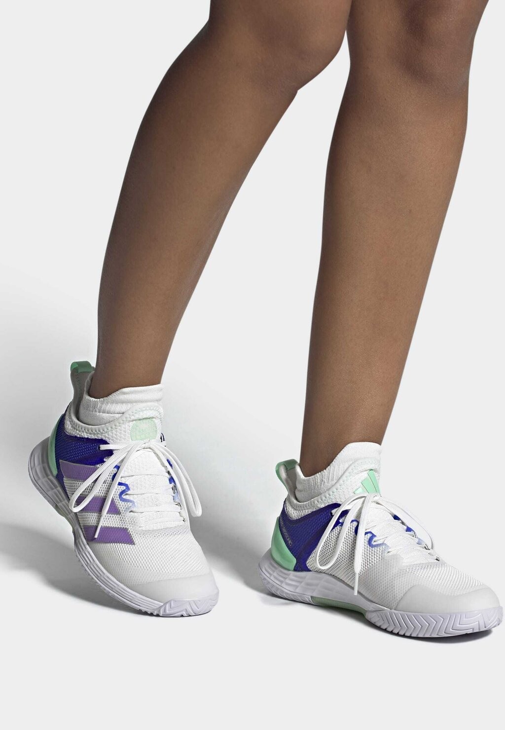 

Кроссовки Adidas