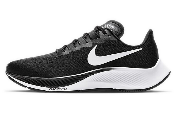

Кроссовки женские Nike Air Zoom Pegasus 37, черный / белый
