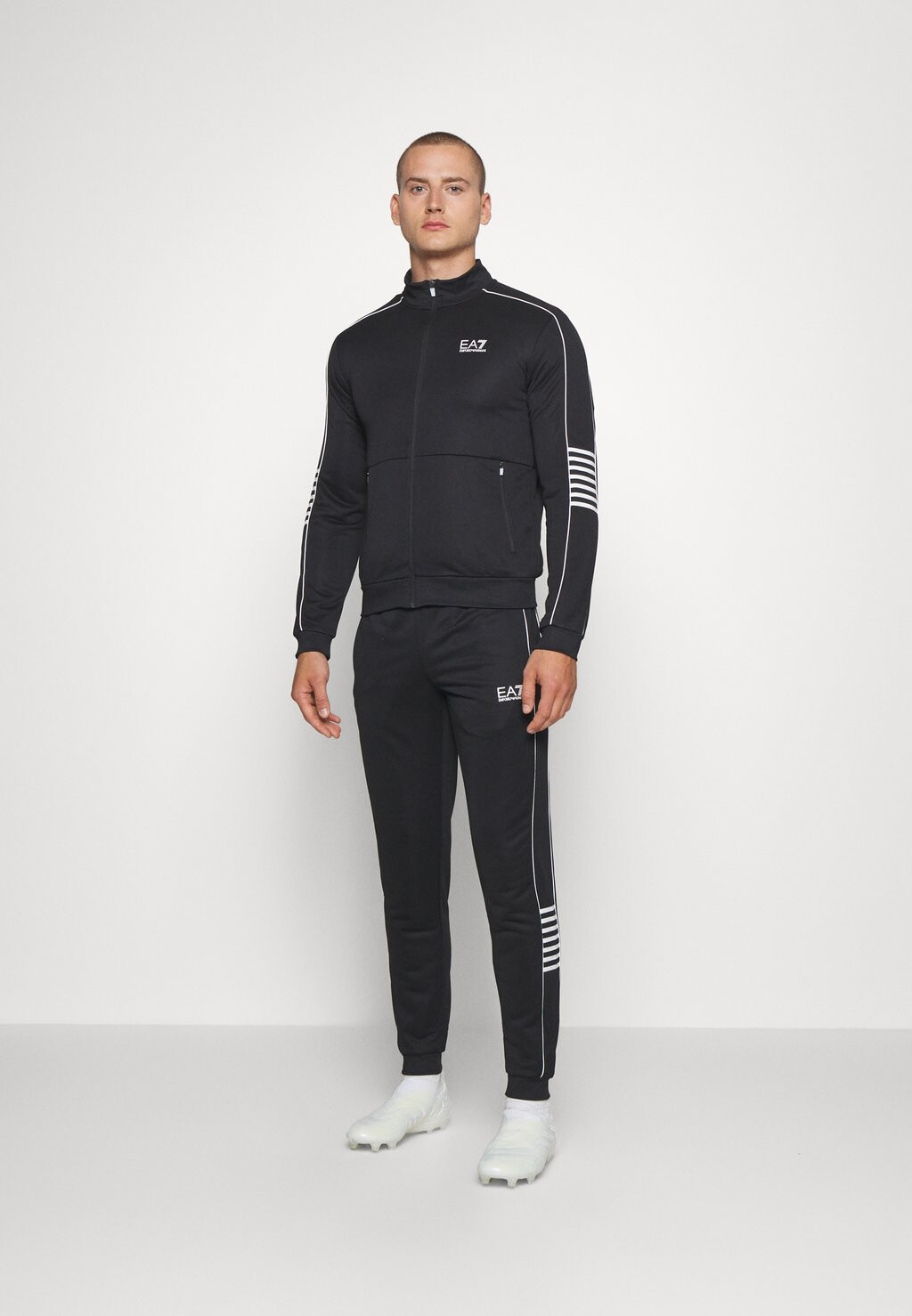 

Спортивный костюм Armani Emporio