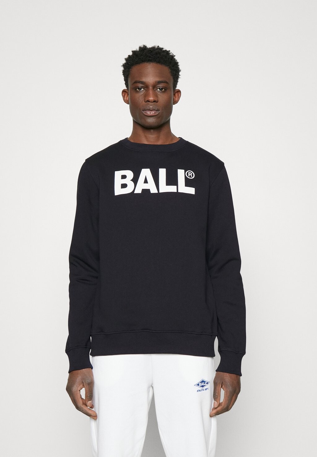 

Толстовка BALL, черный