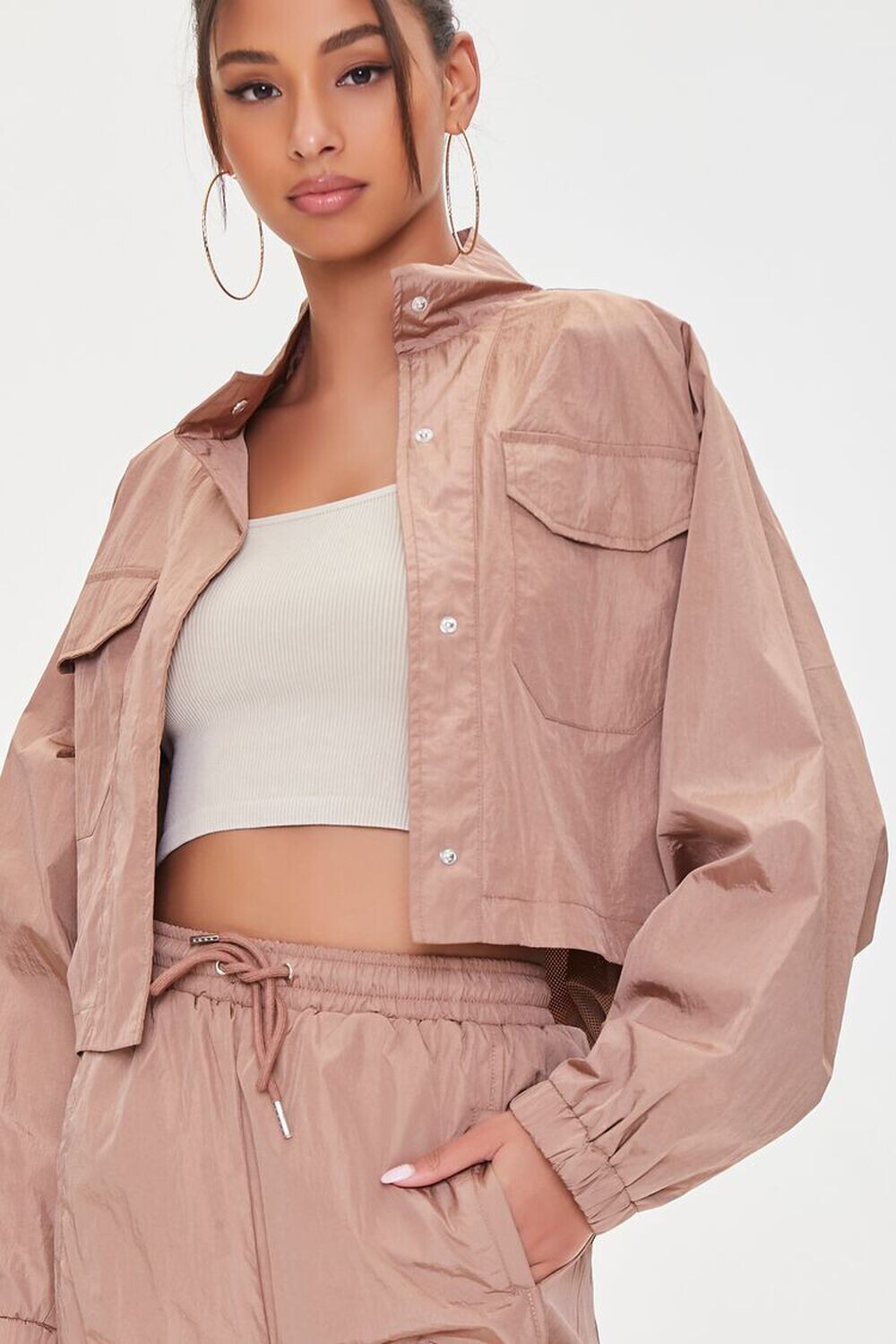 

Укороченная ветровка с рукавами реглан Forever 21
